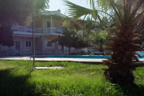 Doroufi Inn